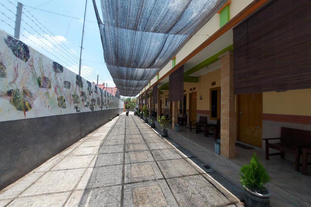 Homestay Fifa Syariah Pati Near Rsud Raa Soewondo Exterior photo