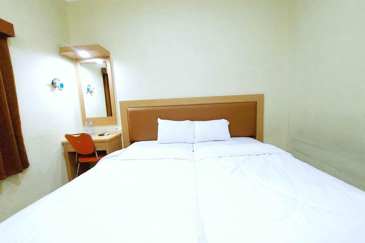 Homestay Fifa Syariah Pati Near Rsud Raa Soewondo Exterior photo